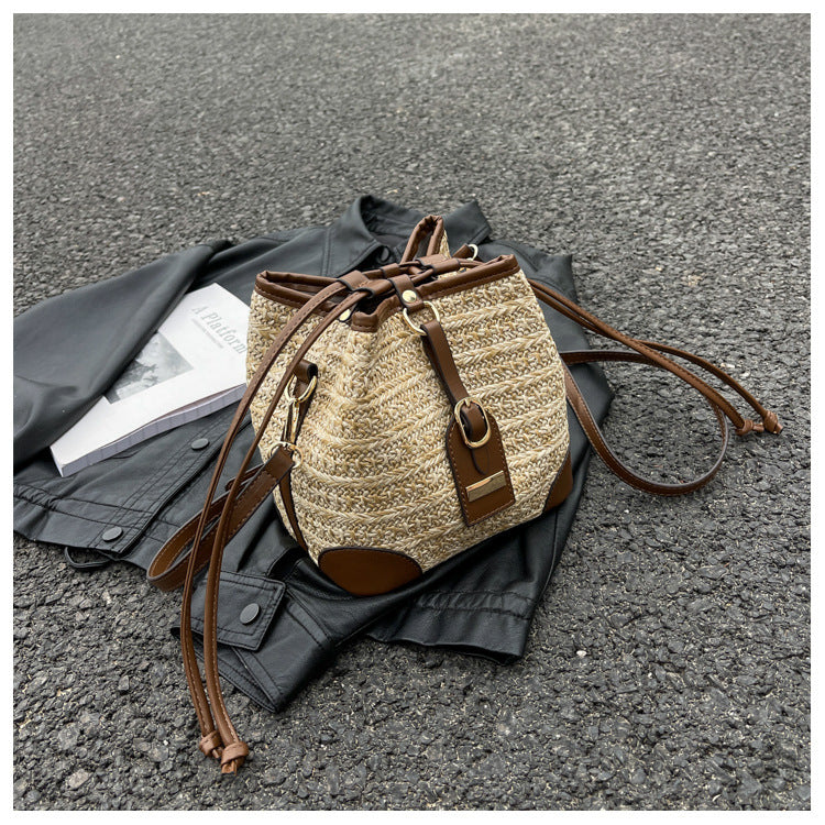 Summer Korean Straw Plaited Pull-belt Simple Beach Weaving Shoulder Messenger Bag