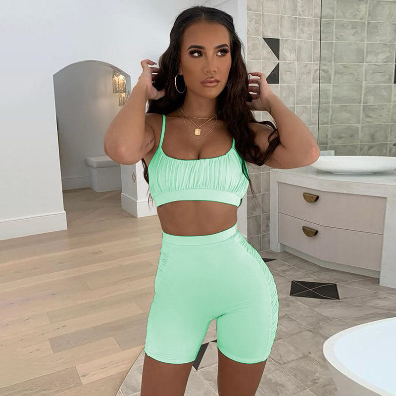 Low-cut sling skinny high-waist shorts