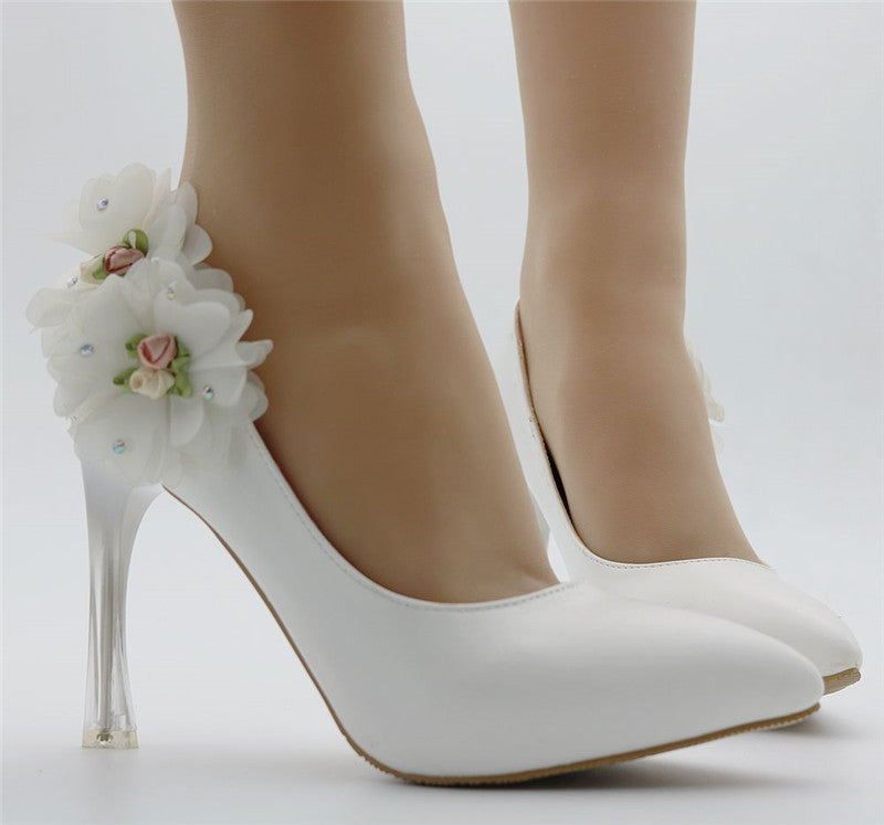 White Flowers Beautiful Wedding Shoes Stiletto Waterproof