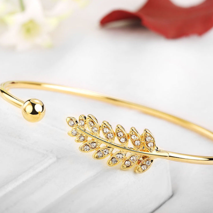 Ginave New European And American Diamond Quartz Watch 18K Real Gold Leaf Bracelet Casual Set Wish Hot Sale