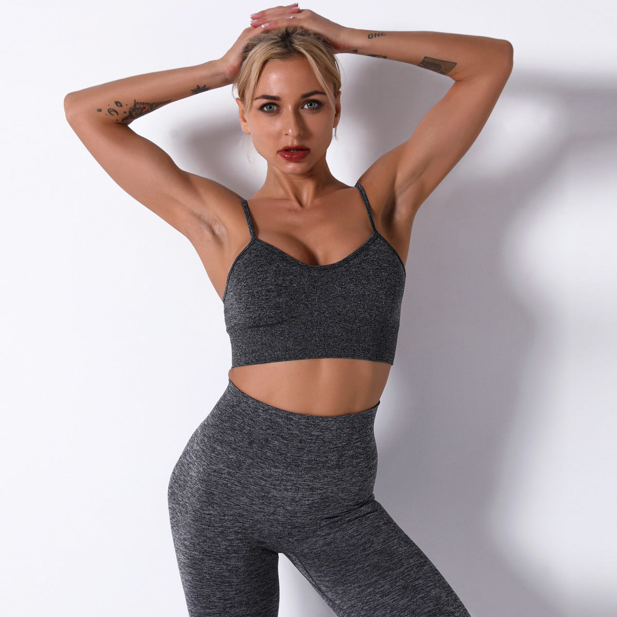 Seamless Yoga Sports Suit Female Summer