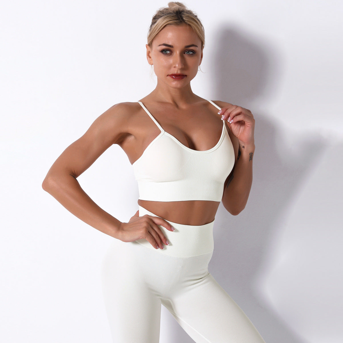 Seamless Yoga Sports Suit Female Summer