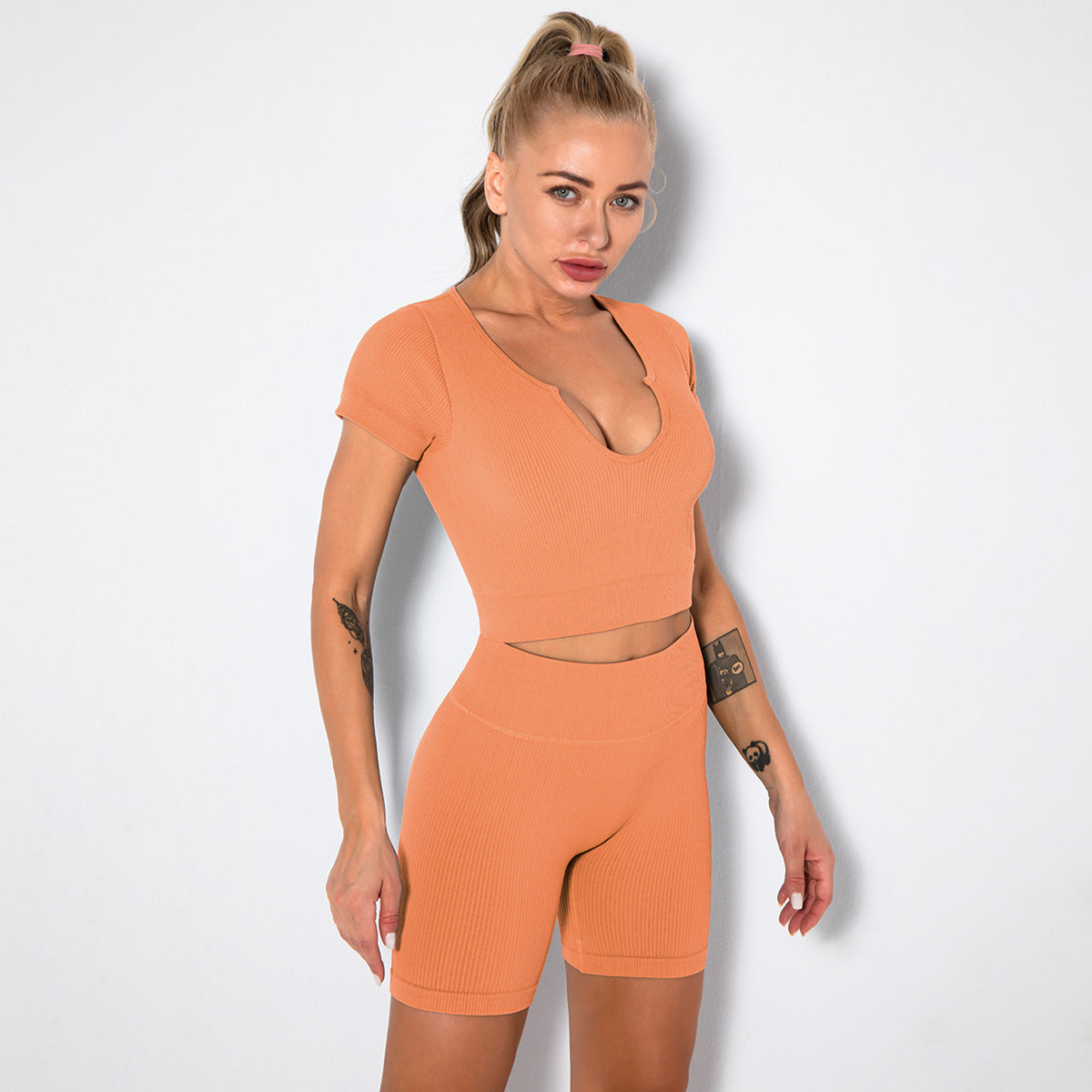 Seamless Knitted Sexy Sports Short-sleeved Shorts Yoga Wear Fitness Suit