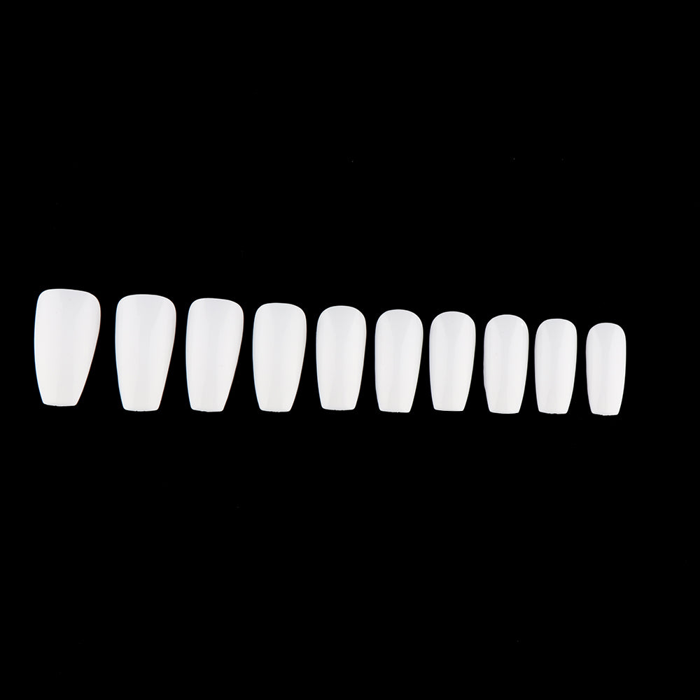 Elegance En Pointe Nail Set