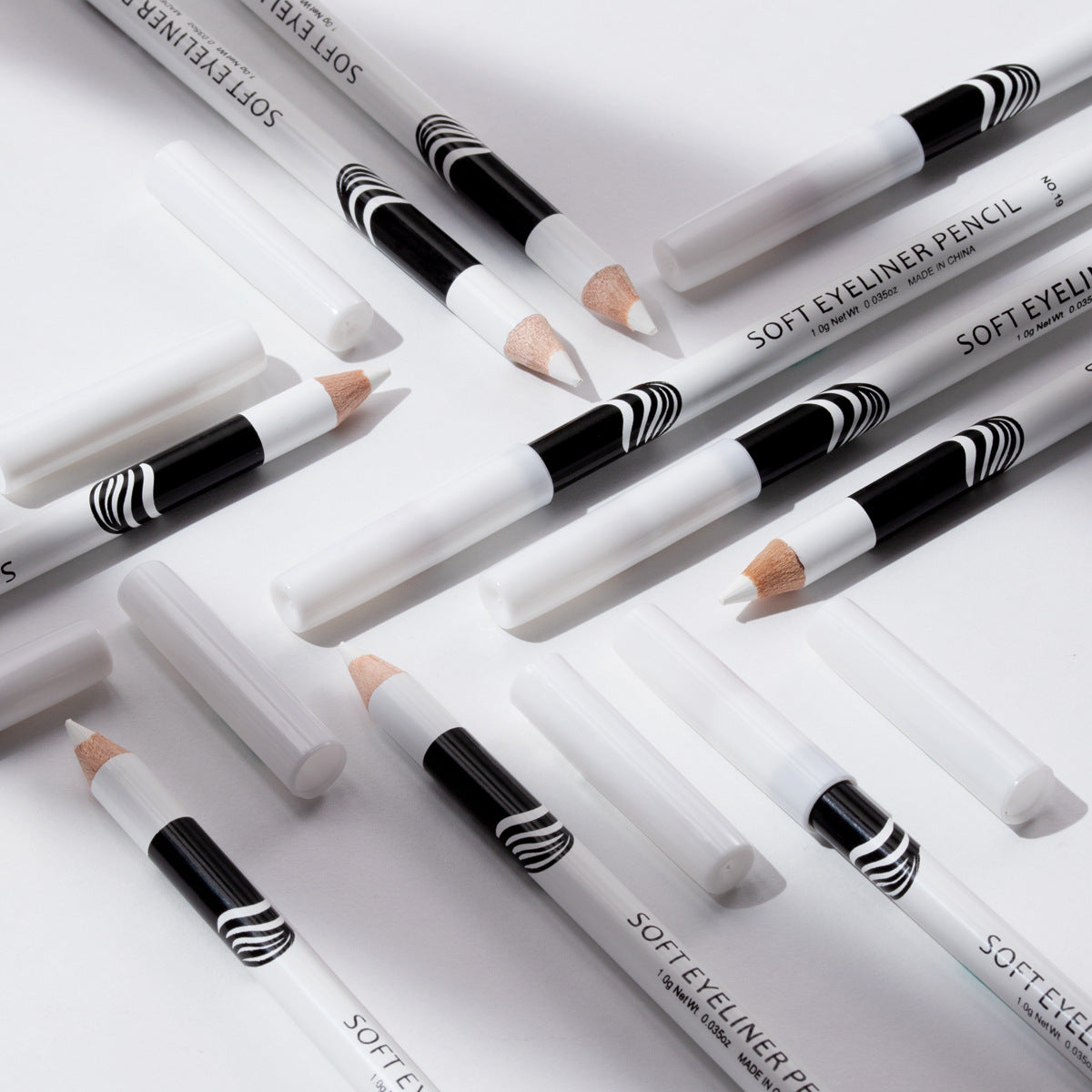 PureEyes: 12-Piece Soft Brushstroke Eyeshadow Set