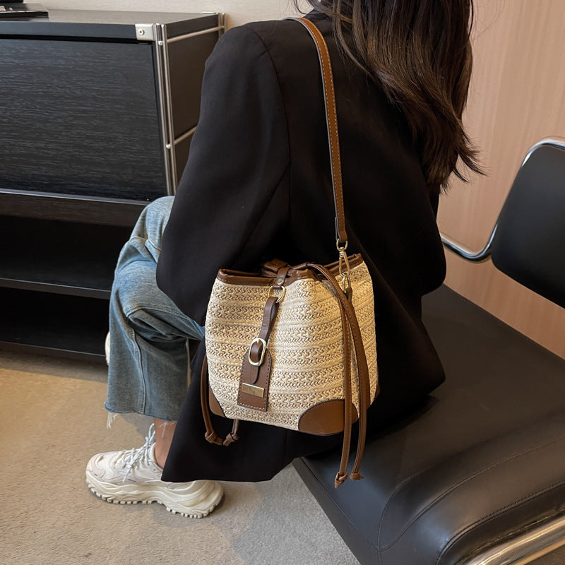 Summer Korean Straw Plaited Pull-belt Simple Beach Weaving Shoulder Messenger Bag