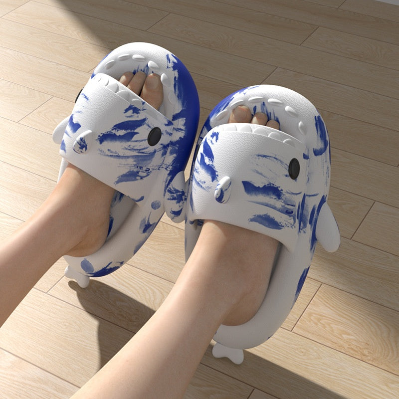 Two-color Shark 4CM Thick-soled Sandals Men's EVA Lightweight Shit-stepping Home Slippers Couple Beach Flip-flops Women