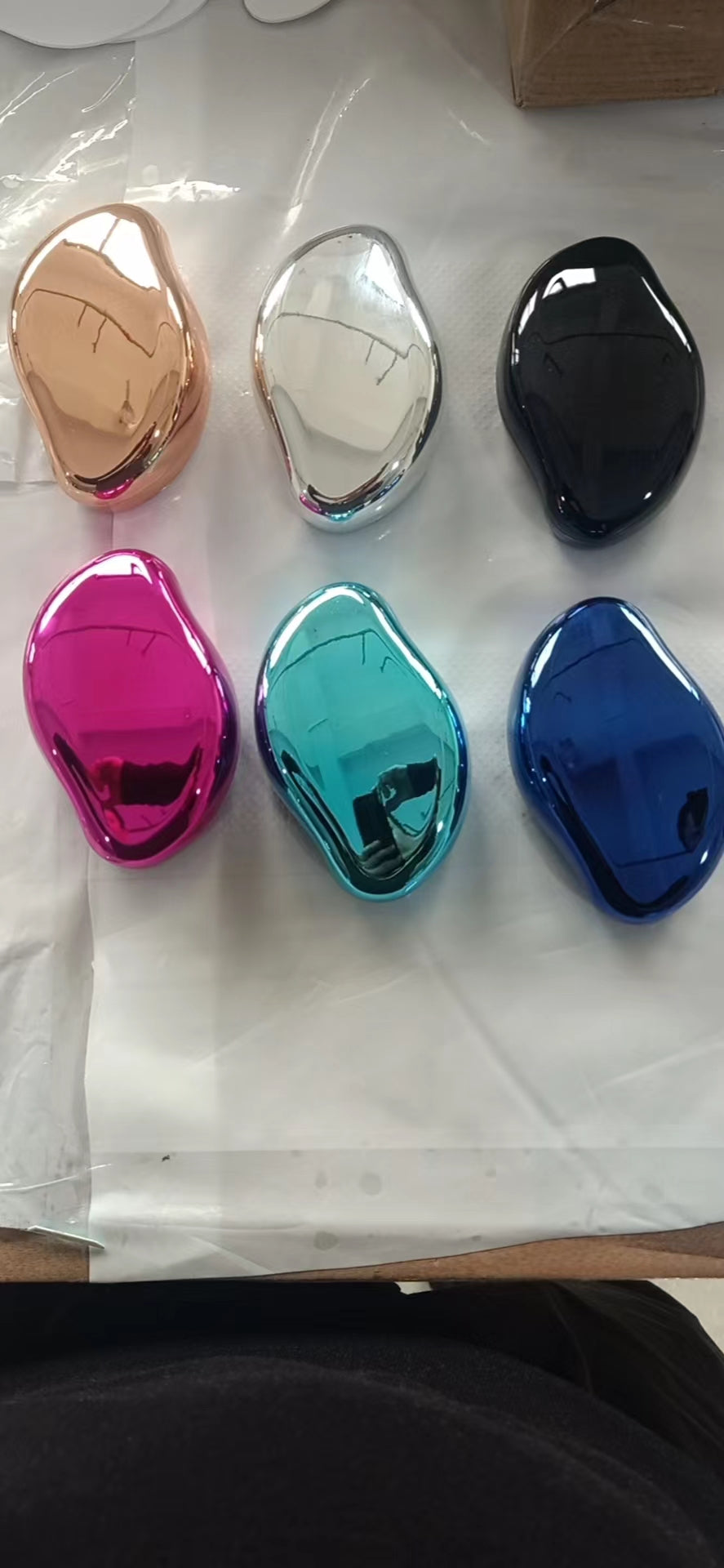 Glass razor for hair removal and peeling