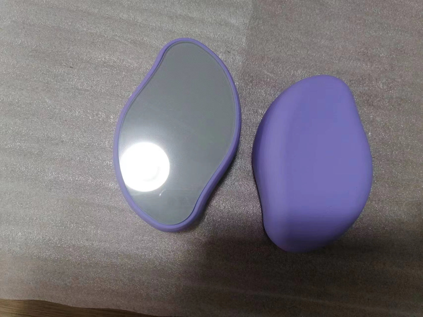 Glass razor for hair removal and peeling