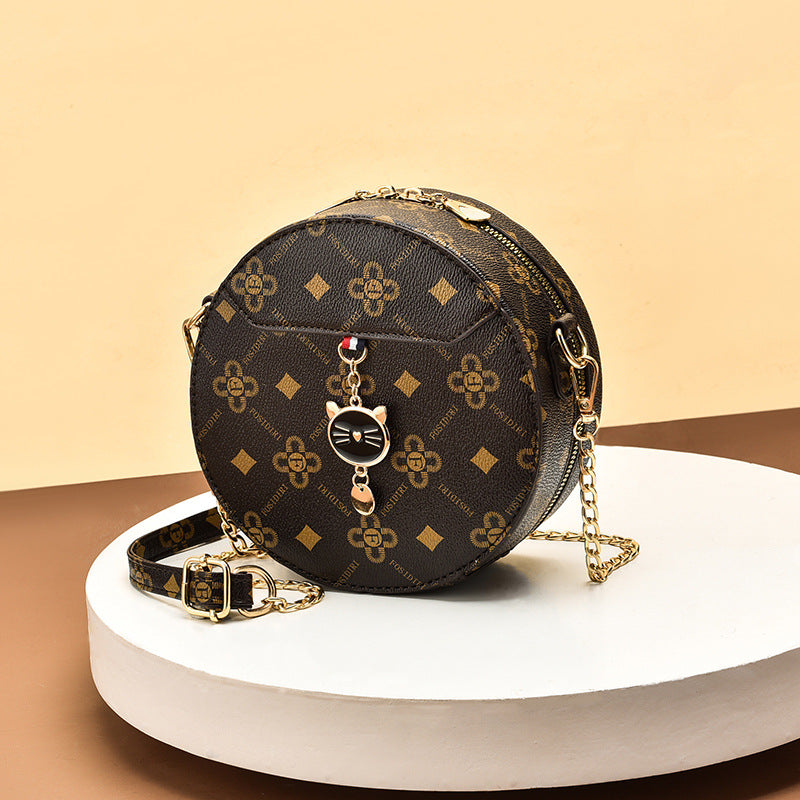 Autumn And Winter New Cat Pendant Diagonal Chain Small Round Bag