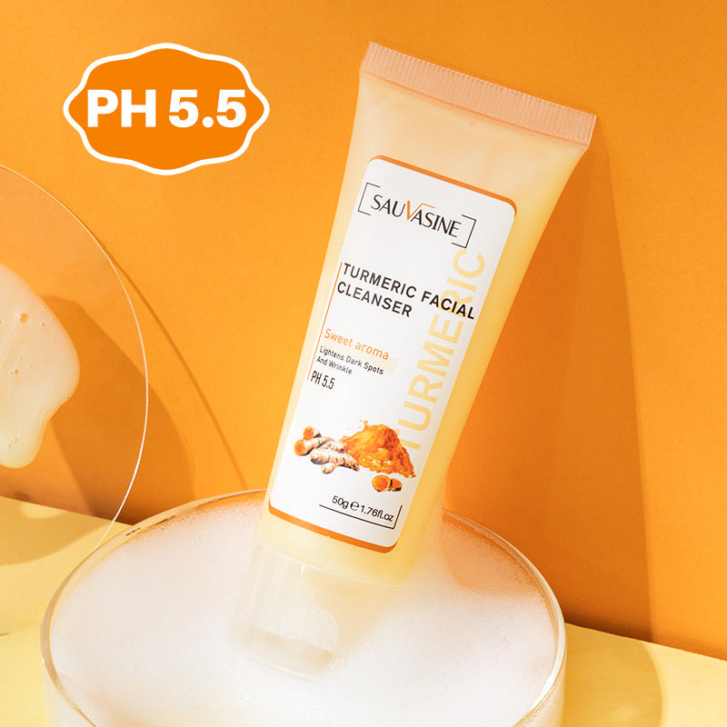 Turmeric Cleanser Moisturizes, Refreshes And Non-greasy Skin