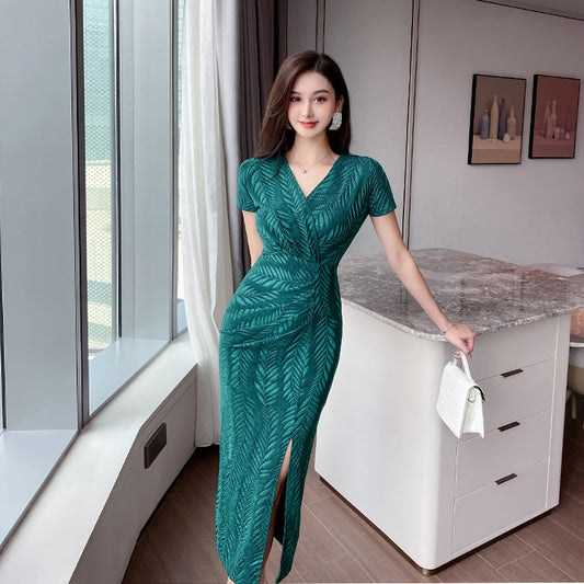 Ladies Neat Waist Slim Jacquard Leaf Knit Cotton Skirt