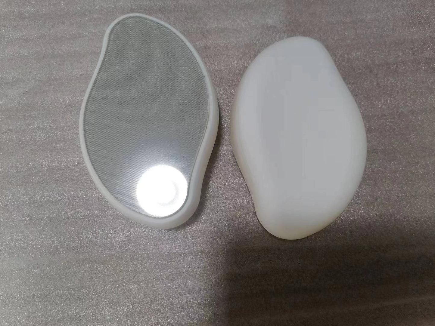 Glass razor for hair removal and peeling