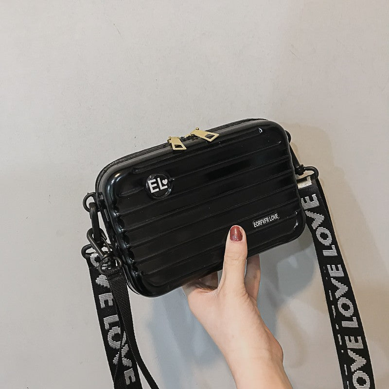 Crossbody shoulder bag