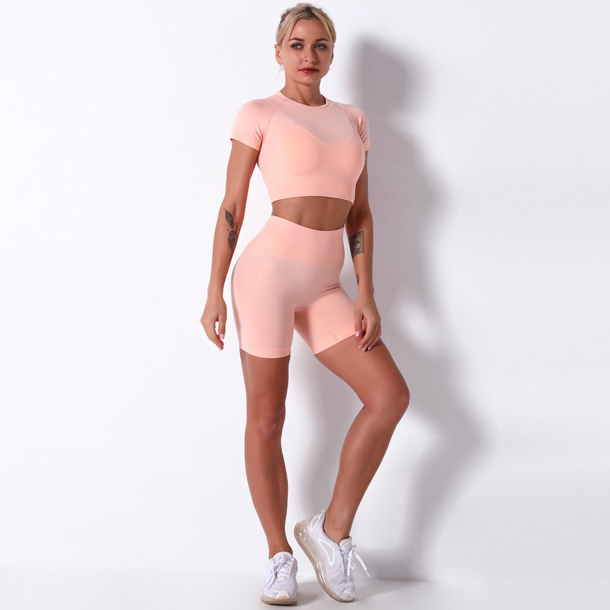 Seamless Knitted Fitness Sports Suit Short-sleeved Shorts For Running