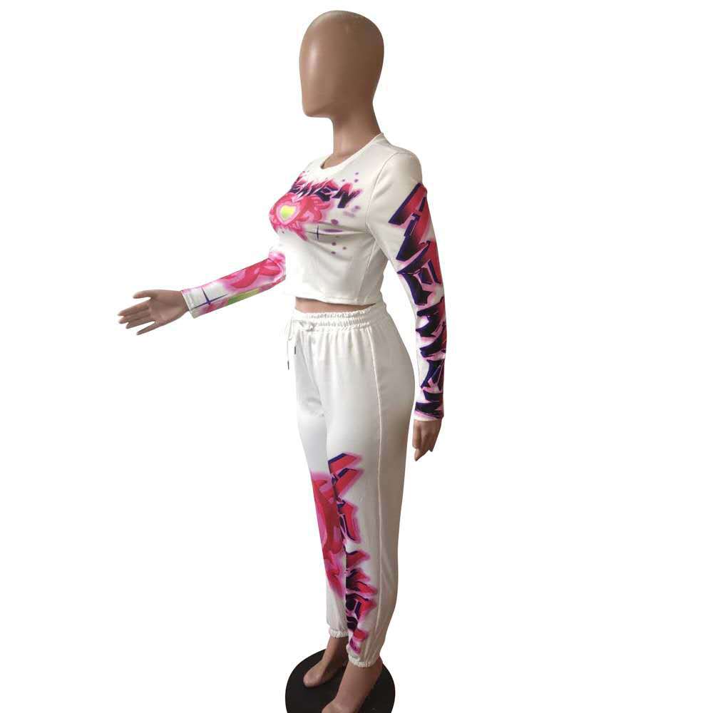 Beautiful women's casual sports two-piece fashion