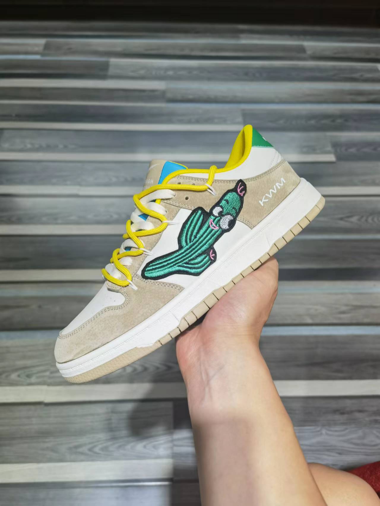 Men's Thick-soled Elevated Cactus Board Shoes